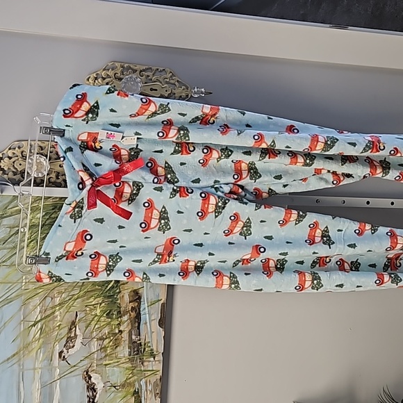 NWT vw bug / red truck loungewear size 3x - Picture 1 of 3
